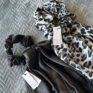 White House Black Market Black & Leopard Print Hair Scrunchies (2)